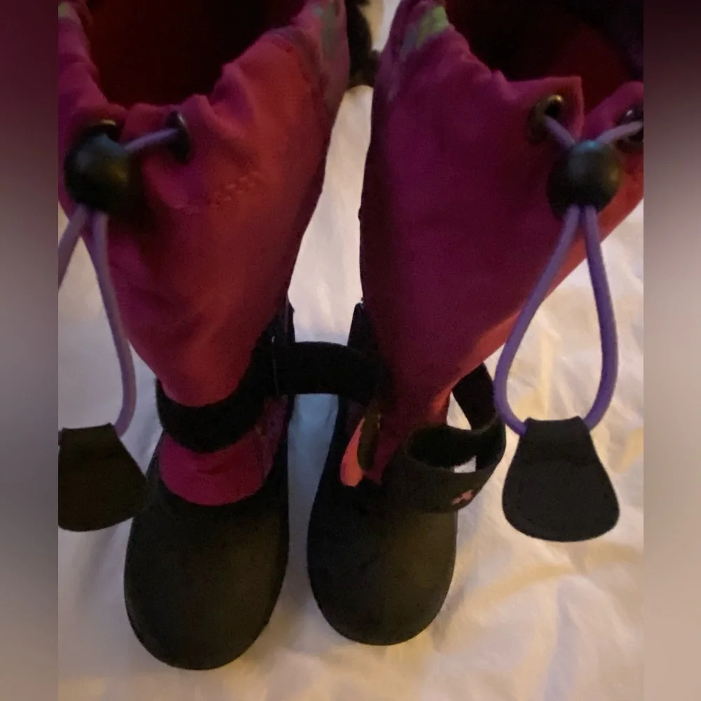 VGUC Kamik Sz-1 Grade School Kids-Fun Pink/Black Snow Boots, Gently Worn, Unisex